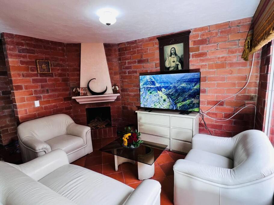 Villa Hermosa Casa , Con Parqueadero En Rionegro Cerca Al Aeropuerto Exterior foto